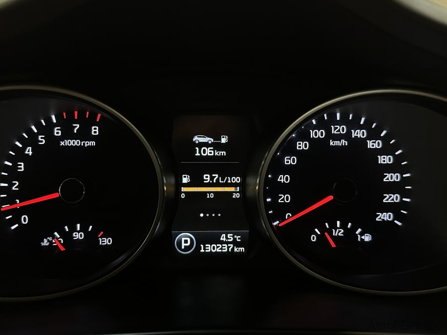 Фото Kia Sportage III Рестайлинг с пробегом | №6