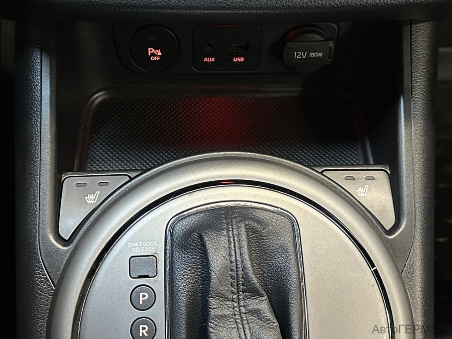 Фото Kia Sportage III Рестайлинг с пробегом | №8