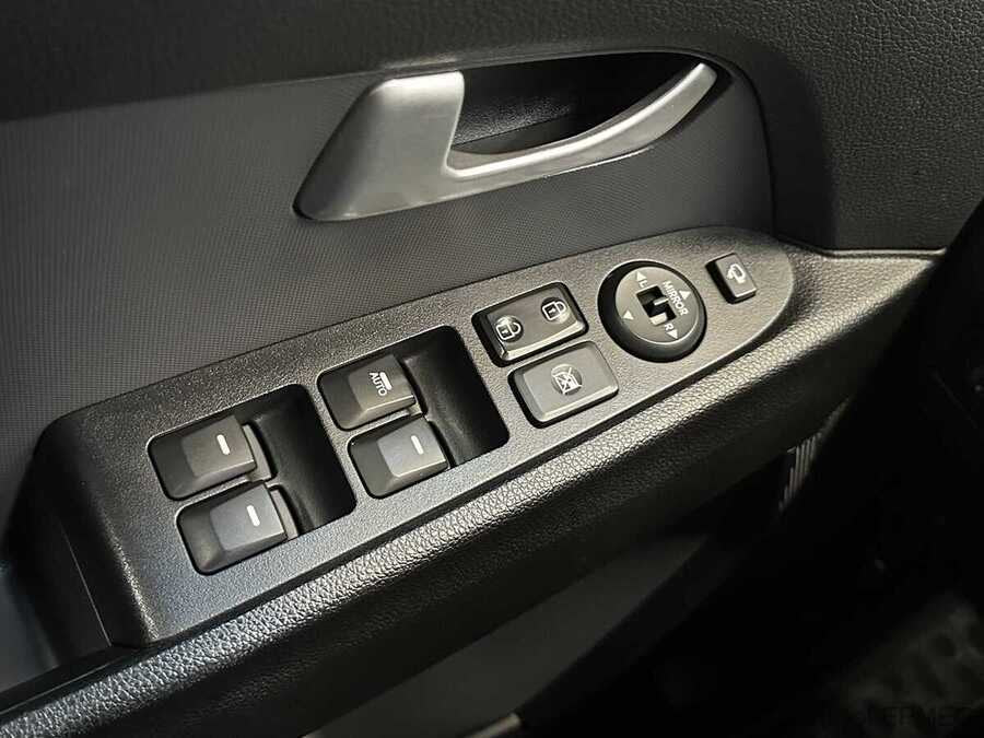 Фото Kia Sportage III Рестайлинг с пробегом | №10