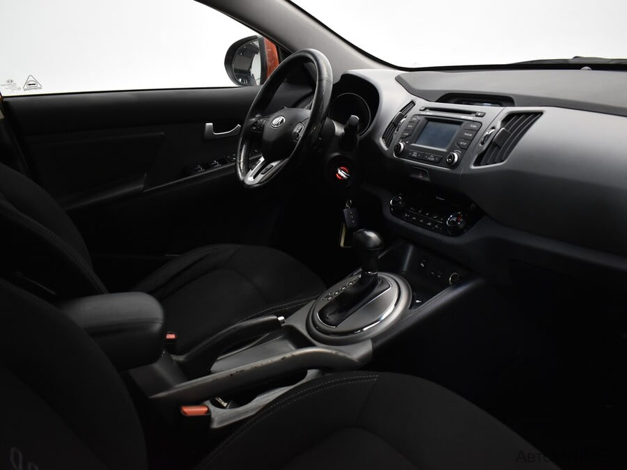 Фото Kia Sportage III Рестайлинг с пробегом | №12