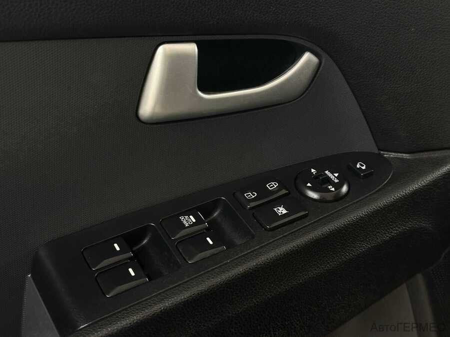 Фото Kia Sportage III Рестайлинг с пробегом | №10