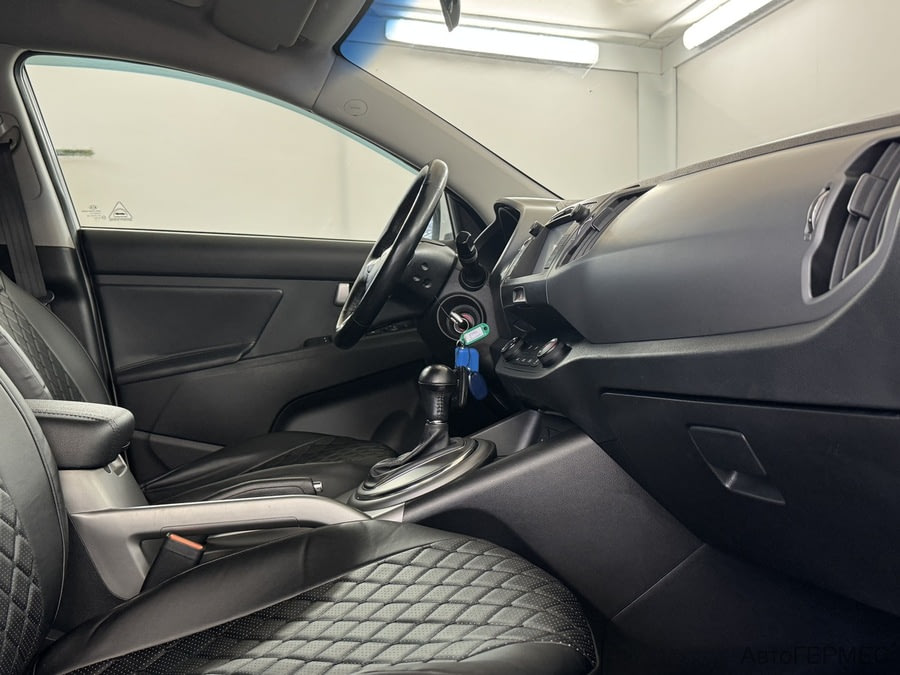 Фото Kia Sportage III Рестайлинг с пробегом | №12