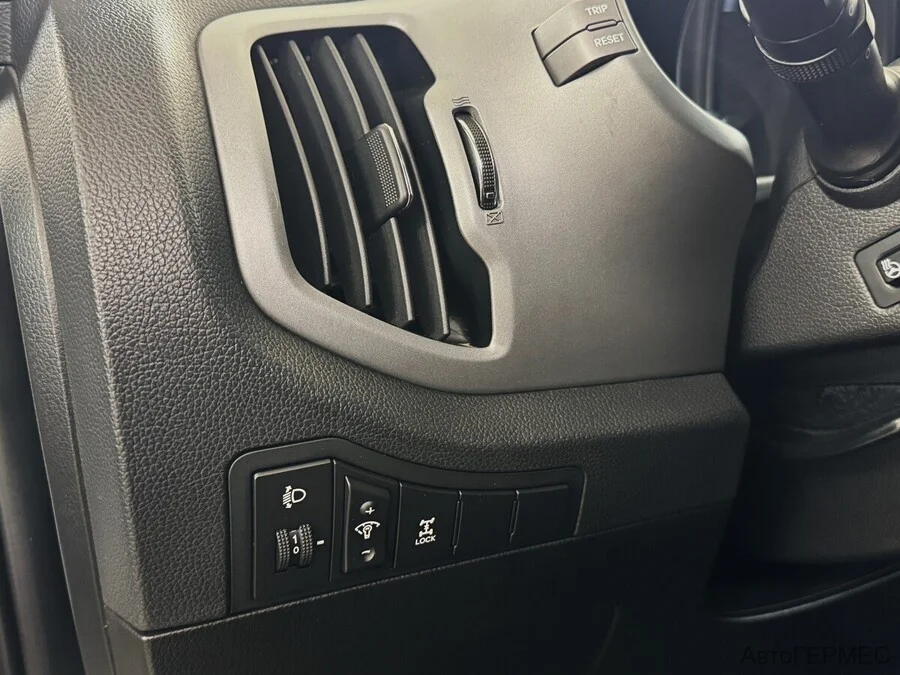 Фото Kia Sportage III Рестайлинг с пробегом | №10