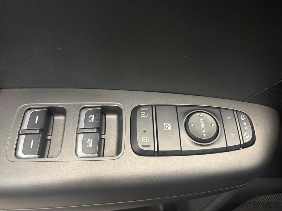 Фото Kia Sportage IV Рестайлинг с пробегом | №9