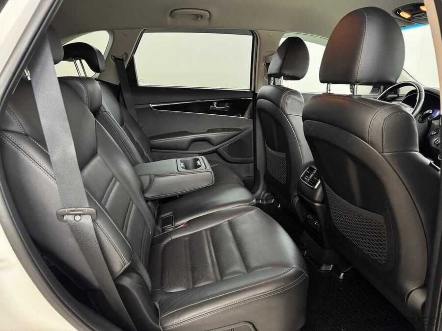 Фото Kia Sorento III PRIME Рестайлинг с пробегом | №13 Фото Kia Sorento III PRIME Рестайлинг с пробегом | №13