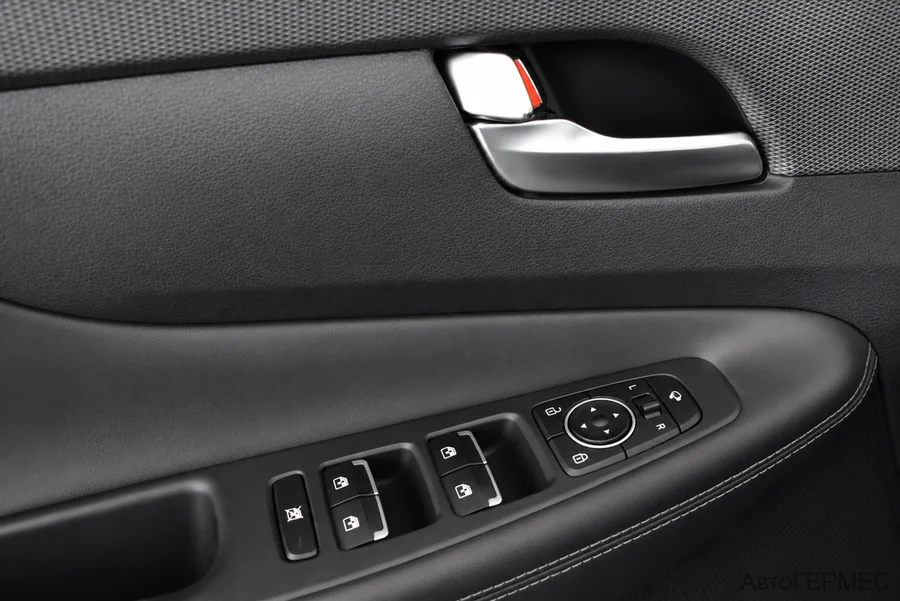 Фото HYUNDAI Santa Fe IV с пробегом | №10 Фото HYUNDAI Santa Fe IV с пробегом | №10