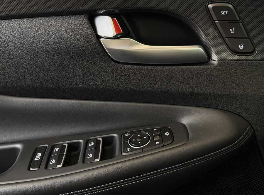 Фото HYUNDAI Santa Fe IV Рестайлинг с пробегом | №12 Фото HYUNDAI Santa Fe IV Рестайлинг с пробегом | №12