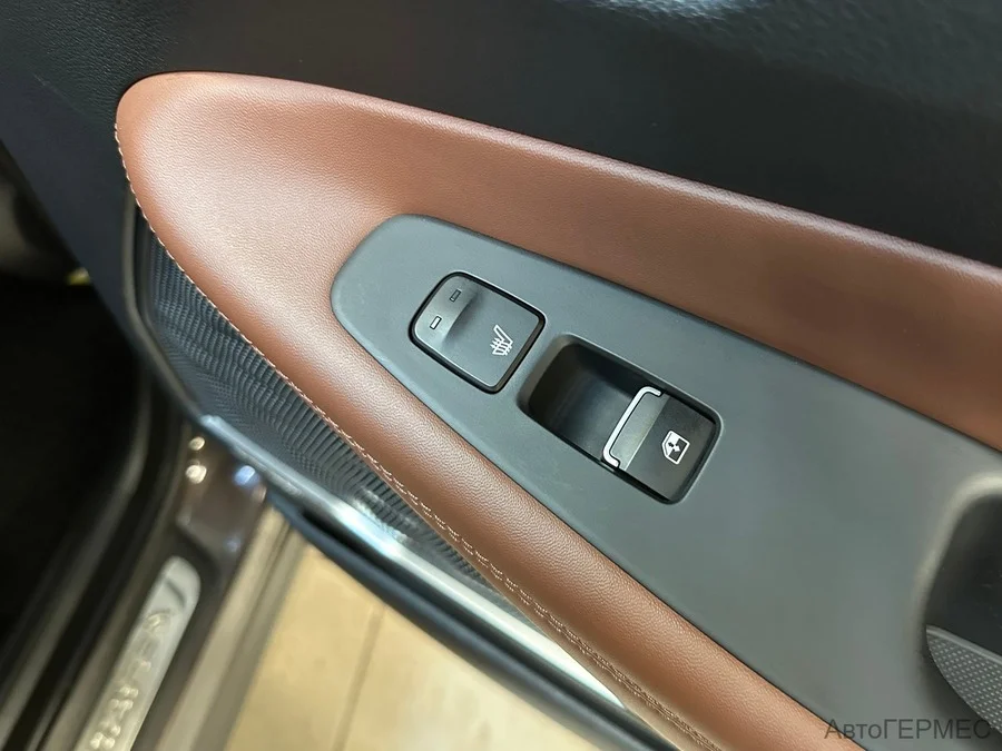 Фото HYUNDAI Santa Fe IV Рестайлинг с пробегом | №14 Фото HYUNDAI Santa Fe IV Рестайлинг с пробегом | №14