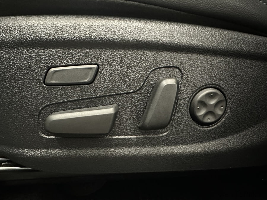 Фото HYUNDAI Santa Fe IV Рестайлинг с пробегом | №12 Фото HYUNDAI Santa Fe IV Рестайлинг с пробегом | №12