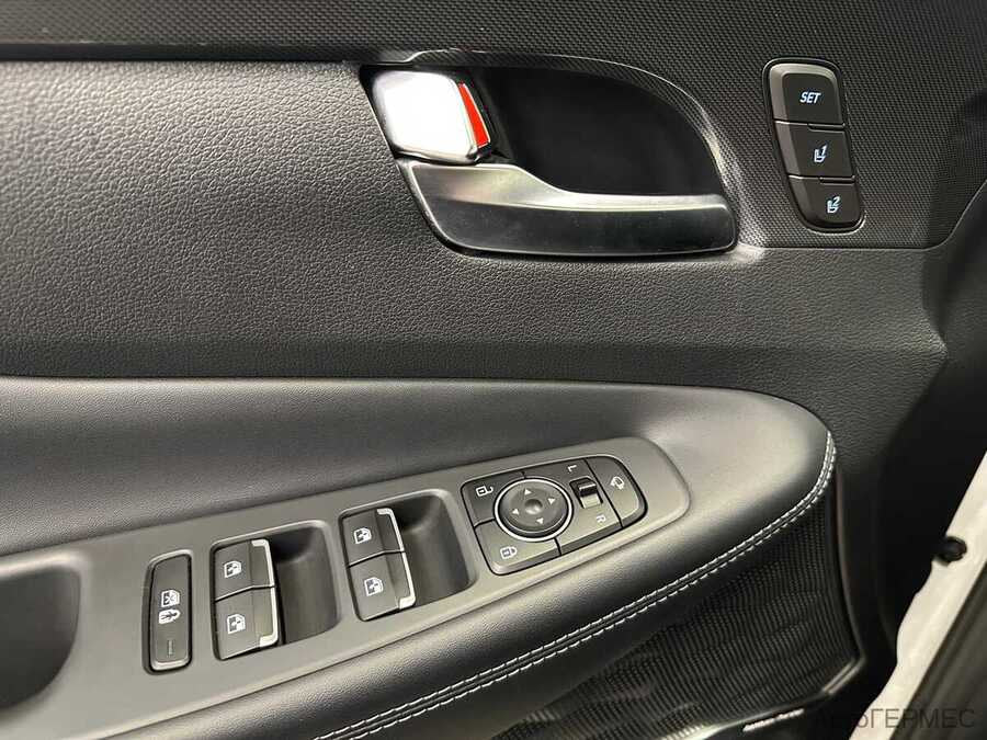 Фото HYUNDAI Santa Fe IV Рестайлинг с пробегом | №11 Фото HYUNDAI Santa Fe IV Рестайлинг с пробегом | №11