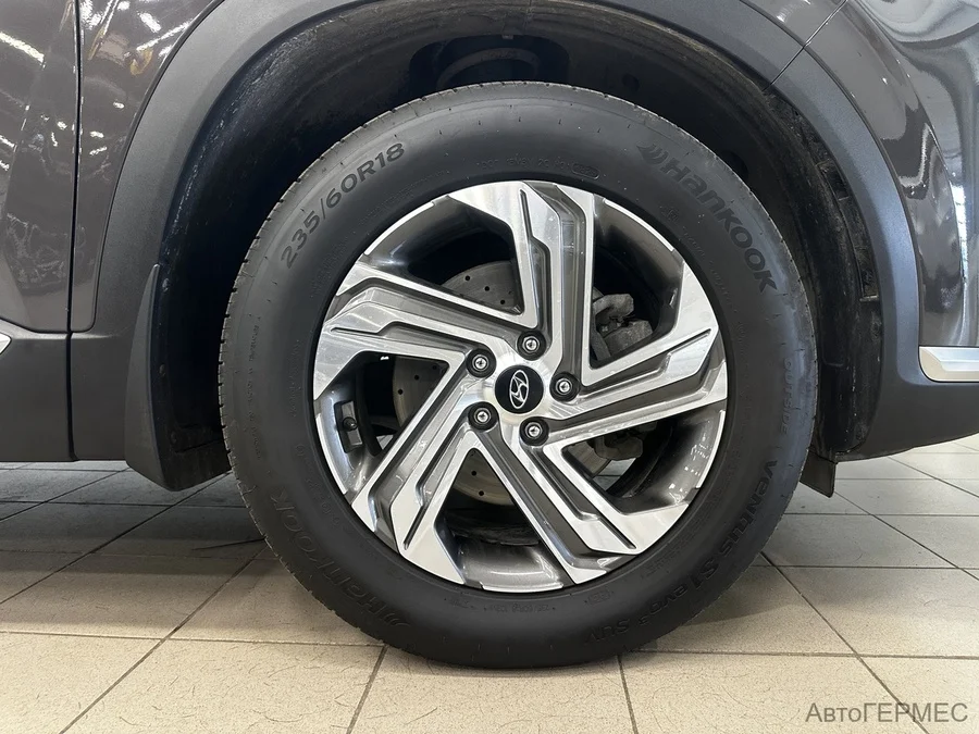 Фото HYUNDAI Santa Fe IV Рестайлинг с пробегом | №23 Фото HYUNDAI Santa Fe IV Рестайлинг с пробегом | №23