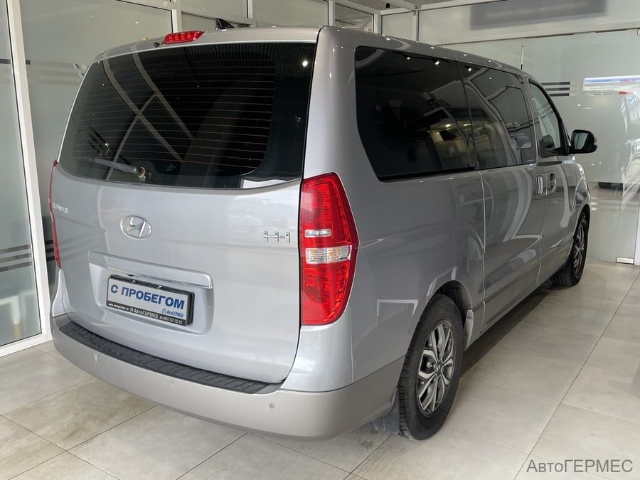 Фото HYUNDAI H-1 II Рестайлинг 2 с пробегом | №4 Фото HYUNDAI H-1 II Рестайлинг 2 с пробегом | №4