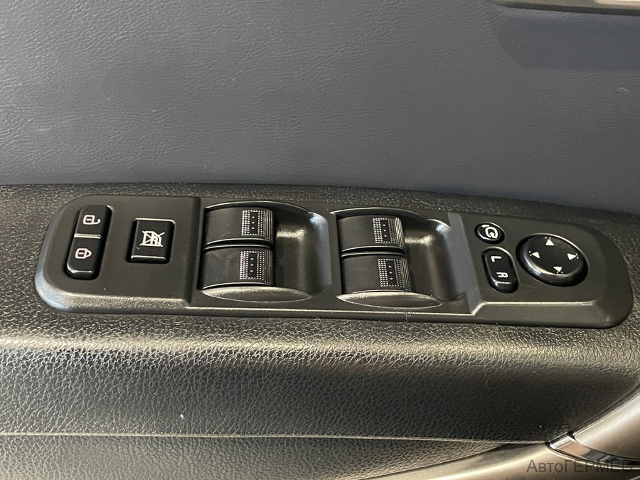 Фото FAW Besturn X80 I Рестайлинг с пробегом | №10 Фото FAW Besturn X80 I Рестайлинг с пробегом | №10