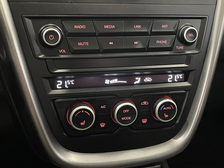 Фото FAW Besturn X80 I Рестайлинг с пробегом | №7 Фото FAW Besturn X80 I Рестайлинг с пробегом | №7