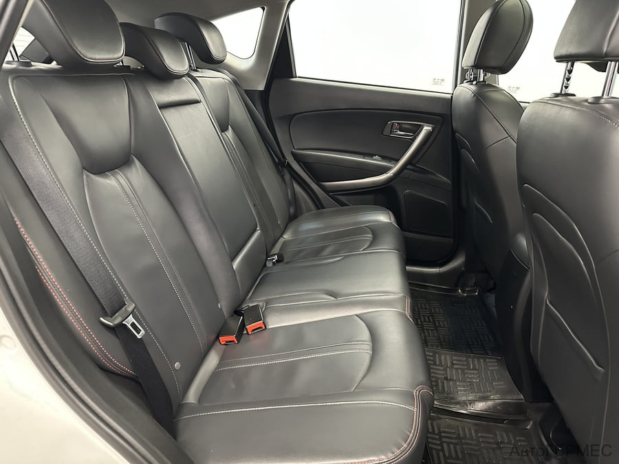 Фото FAW Besturn X80 I Рестайлинг с пробегом | №14