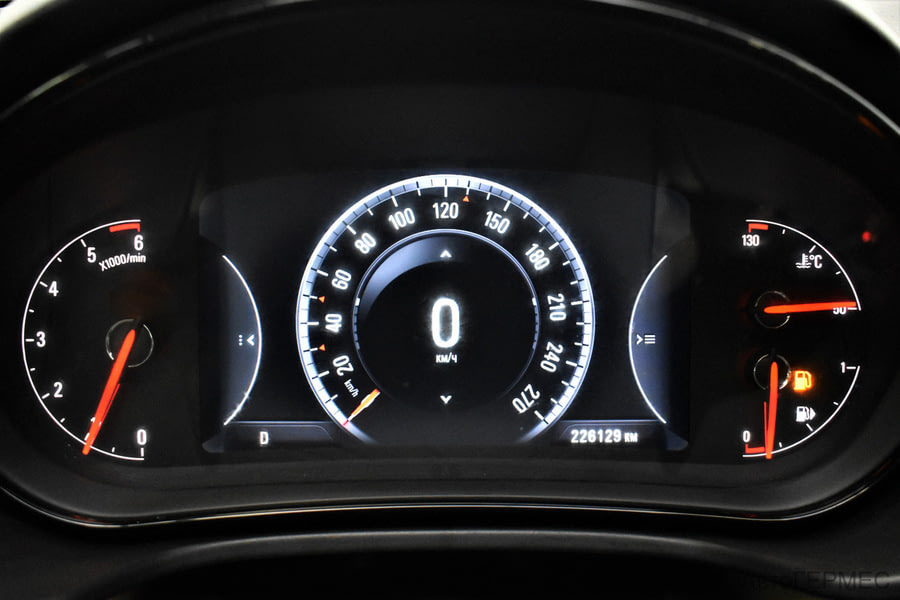 Фото Opel Insignia I Рестайлинг с пробегом | №6 Фото Opel Insignia I Рестайлинг с пробегом | №6