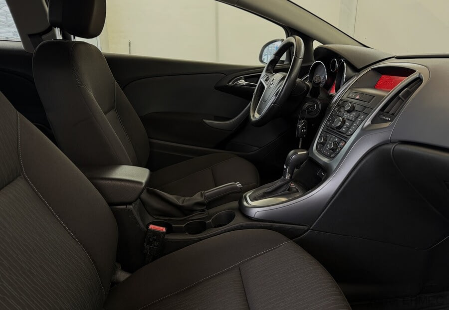 Фото Opel Astra J Рестайлинг с пробегом | №11