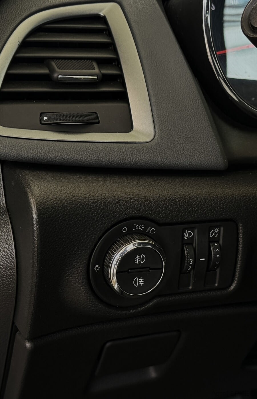 Фото Opel Astra J Рестайлинг с пробегом | №8