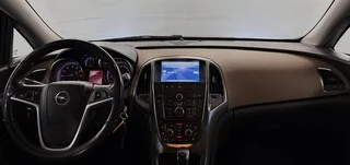 Фото Opel Astra J с пробегом