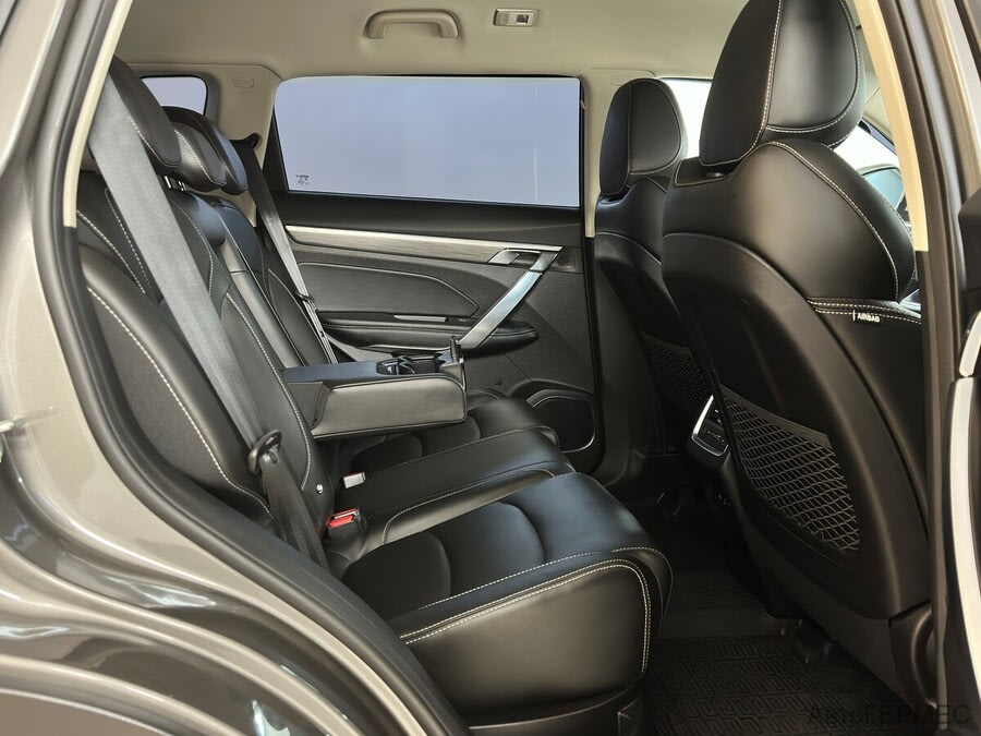 Фото GEELY Atlas Pro I с пробегом | №13 Фото GEELY Atlas Pro I с пробегом | №13