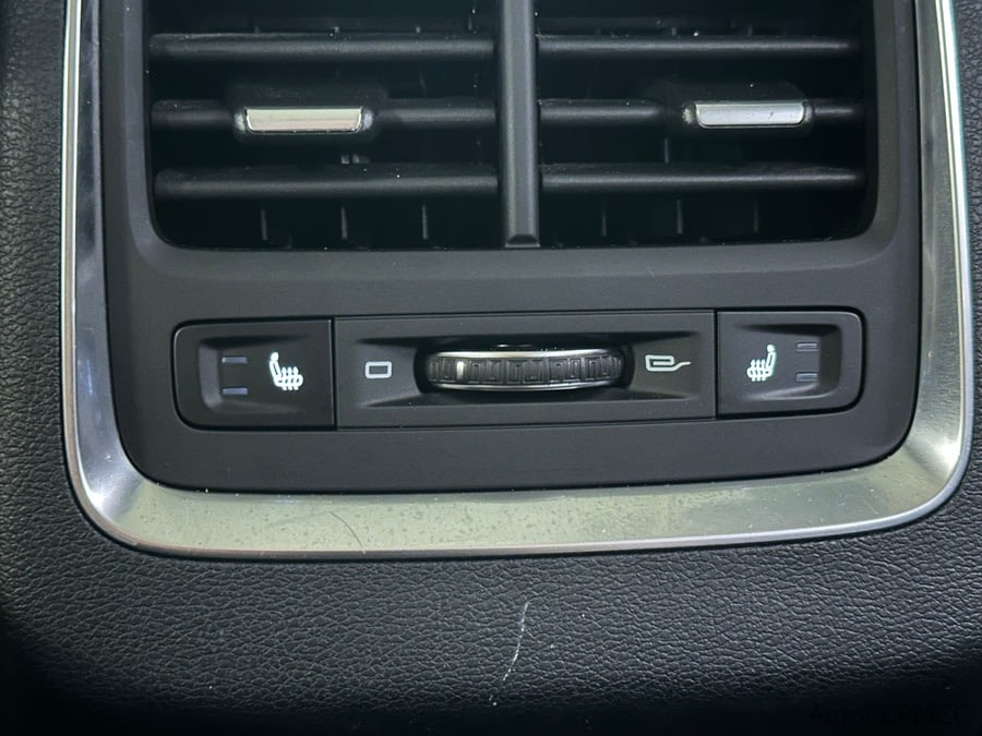 Фото GEELY Atlas Pro I с пробегом | №12 Фото GEELY Atlas Pro I с пробегом | №12