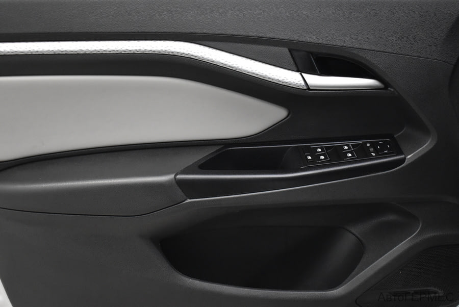 Фото LADA VESTA SW CROSS I Vesta SW Cross с пробегом | №9