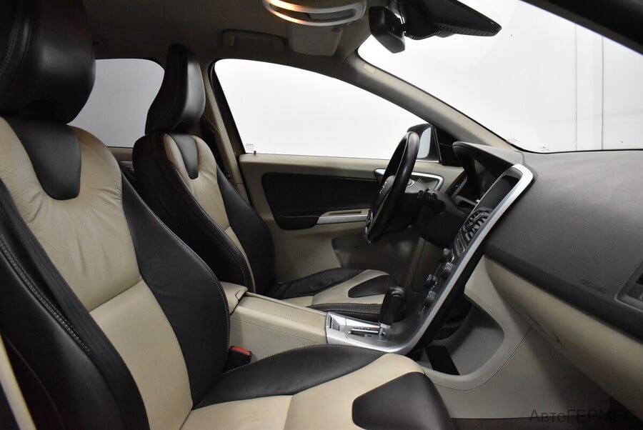 Фото VOLVO XC60 I с пробегом | №15