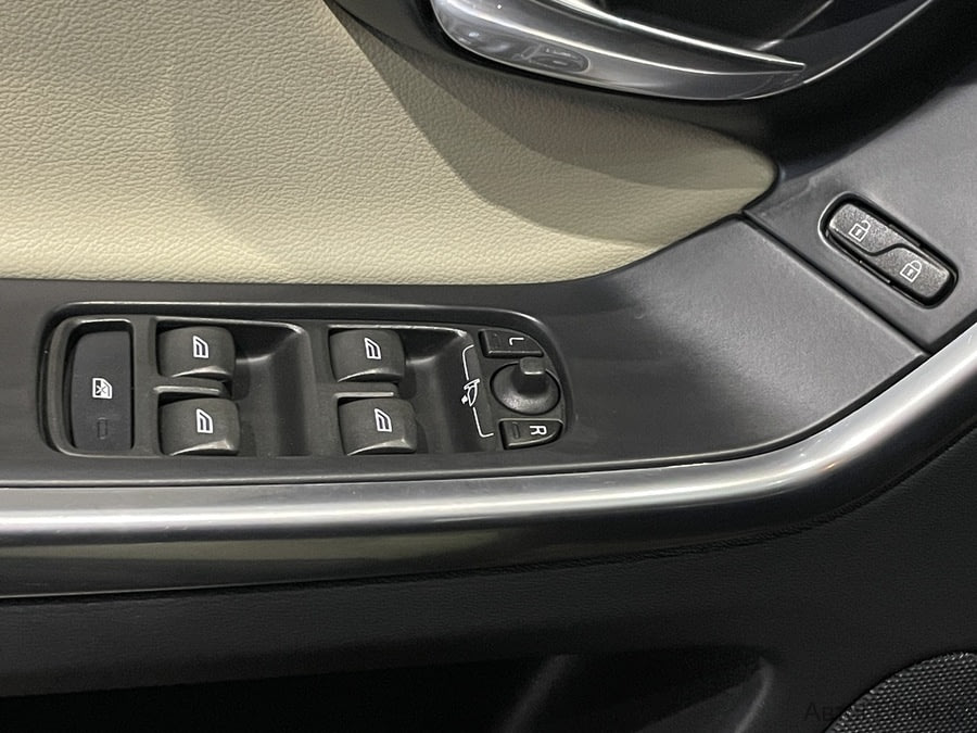 Фото VOLVO XC60 I Рестайлинг с пробегом | №10