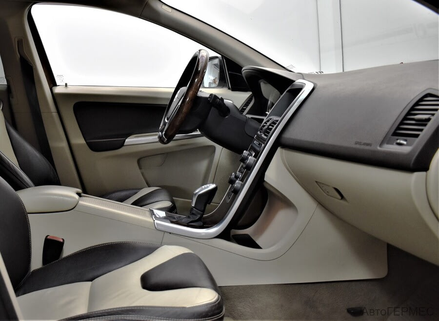 Фото VOLVO XC60 I с пробегом | №11