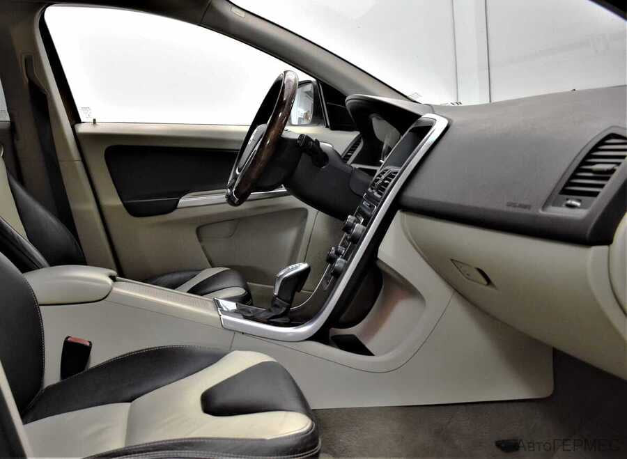 Фото VOLVO XC60 I с пробегом | №11