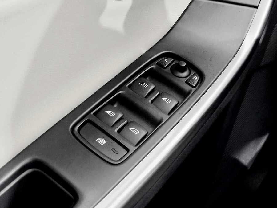 Фото VOLVO S60 II Рестайлинг с пробегом | №10 Фото VOLVO S60 II Рестайлинг с пробегом | №10