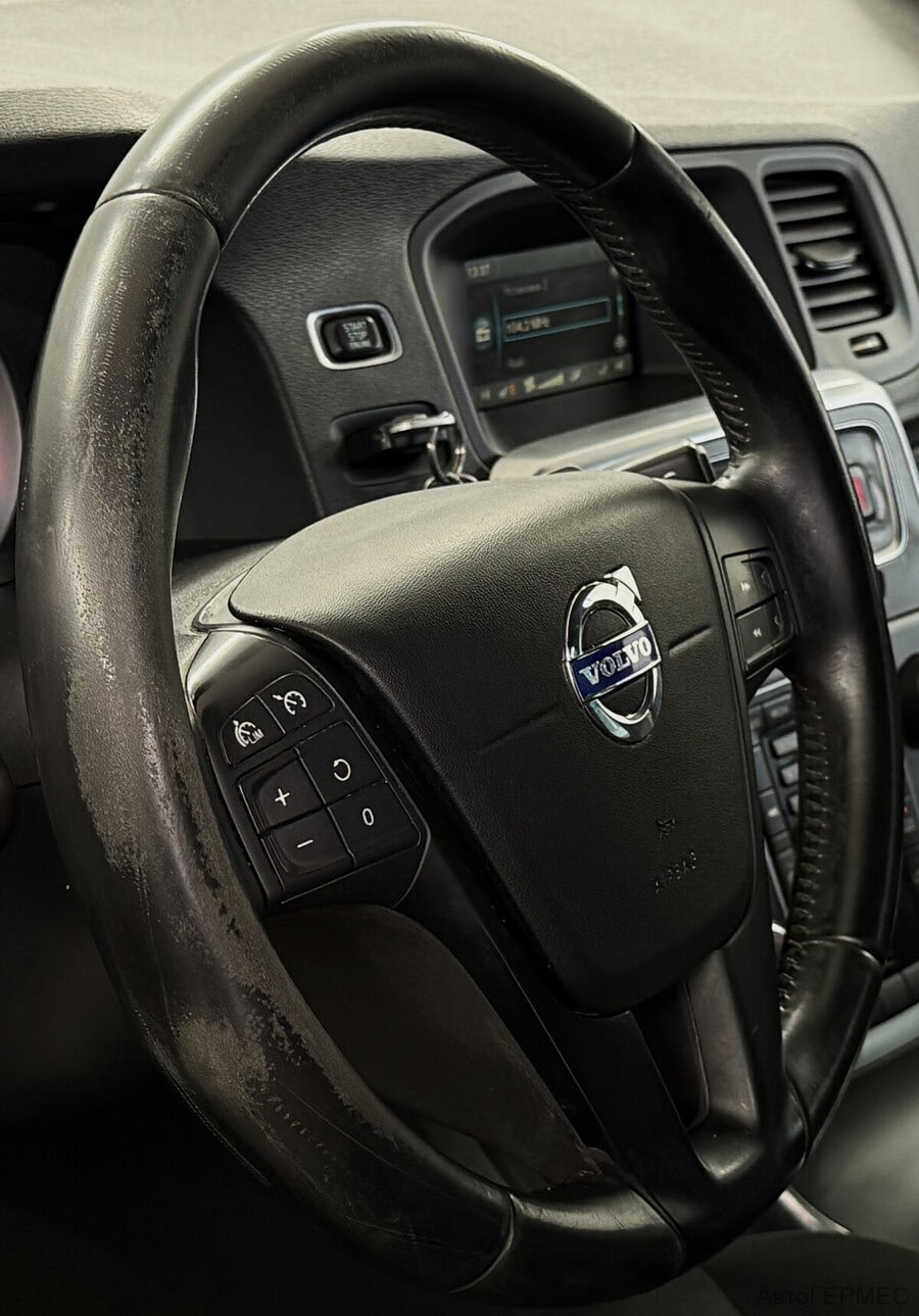 Фото VOLVO S60 II с пробегом | №11