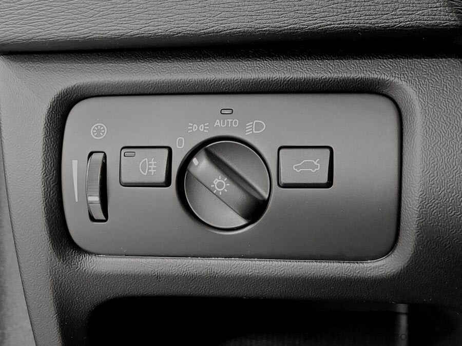 Фото VOLVO V40 Cross Country I Рестайлинг с пробегом | №8