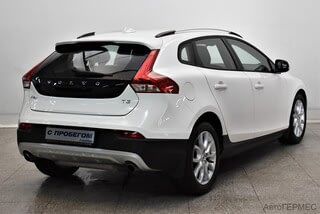 Фото VOLVO V40 Cross Country I Рестайлинг с пробегом
