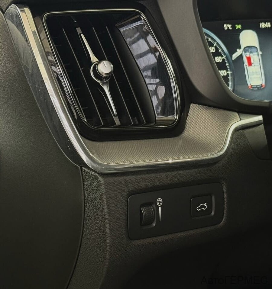 Фото VOLVO XC60 II с пробегом | №9