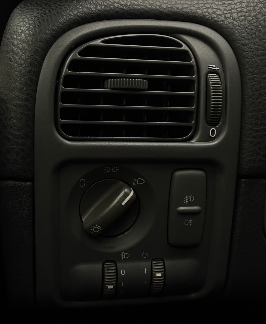 Фото VOLVO V40 I с пробегом | №8