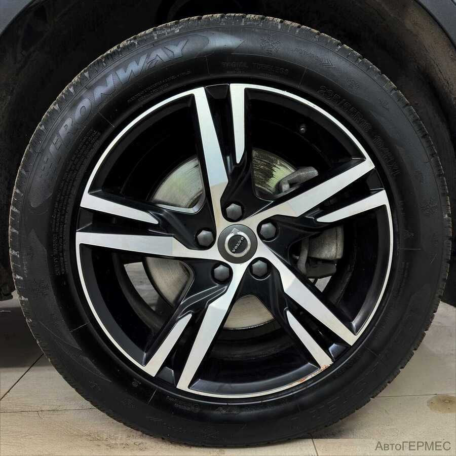 Фото VOLVO XC40 I с пробегом | №14