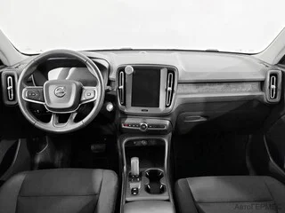 Фото VOLVO XC40 I с пробегом