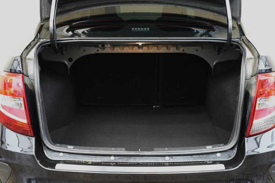 Фото LADA Granta I Рестайлинг с пробегом | №12 Фото LADA Granta I Рестайлинг с пробегом | №12