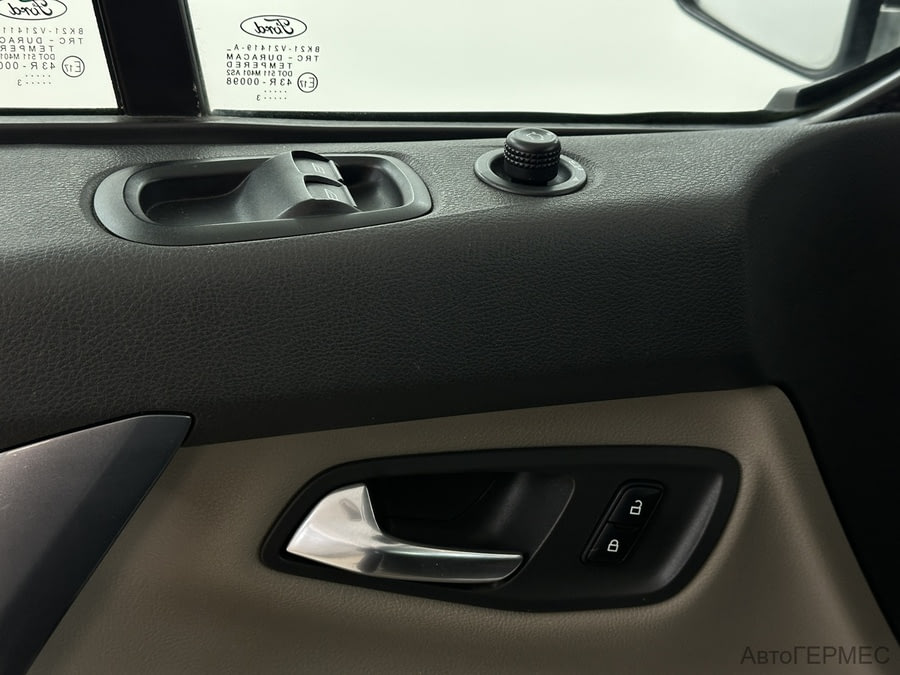 Фото Ford Tourneo Custom I с пробегом | №9