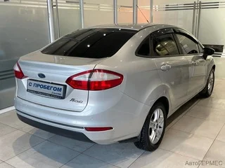 Фото Ford Fiesta MK6 Рестайлинг с пробегом Фото Ford Fiesta MK6 Рестайлинг с пробегом