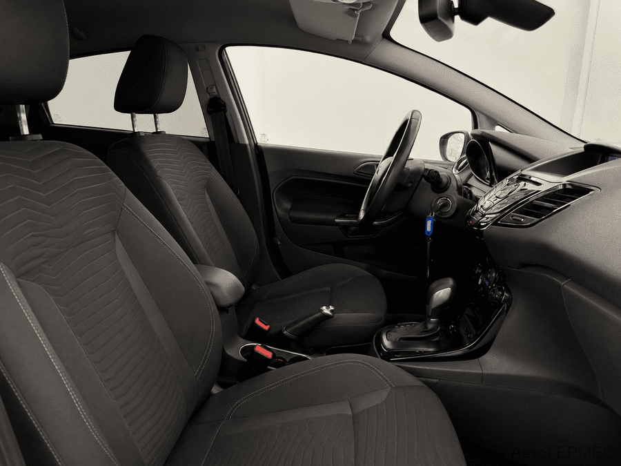 Фото Ford Fiesta MK6 Рестайлинг с пробегом | №12 Фото Ford Fiesta MK6 Рестайлинг с пробегом | №12