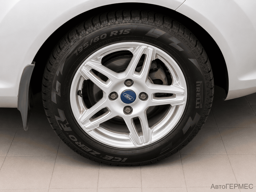 Фото Ford Fiesta MK6 Рестайлинг с пробегом | №16 Фото Ford Fiesta MK6 Рестайлинг с пробегом | №16