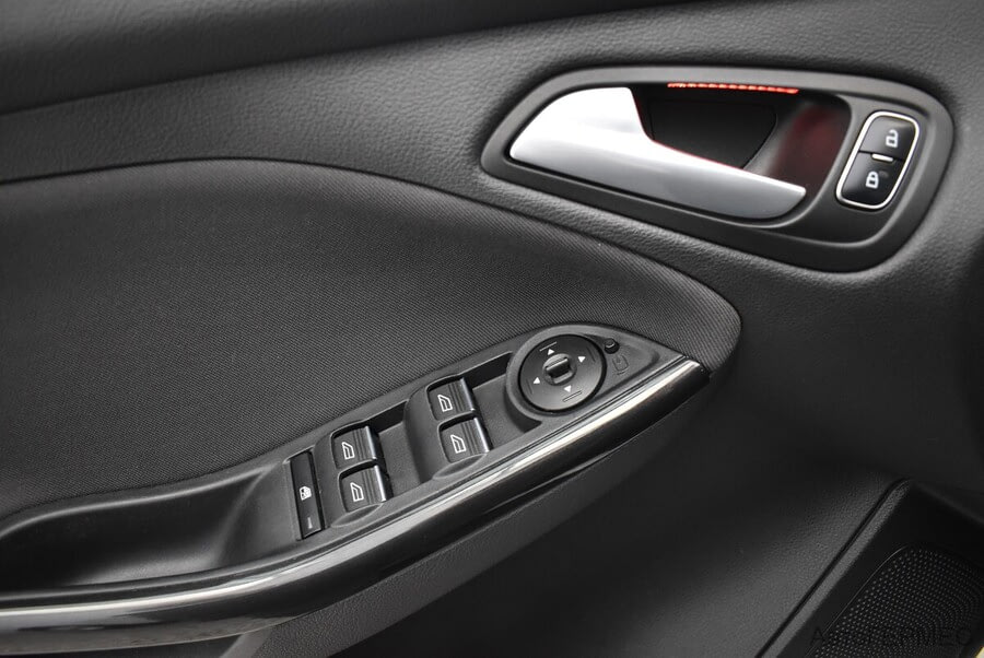 Фото Ford Focus III Рестайлинг с пробегом | №12