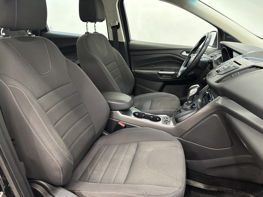 Фото Ford Kuga II с пробегом | №12