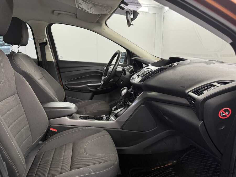 Фото Ford Kuga II с пробегом | №12