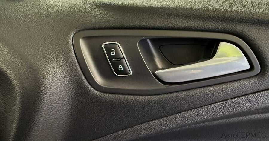 Фото Ford Kuga II с пробегом | №10