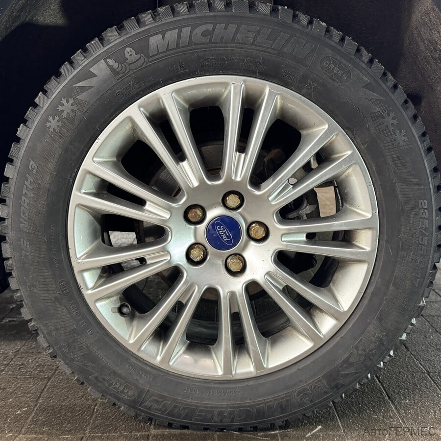 Фото Ford Kuga II с пробегом | №17