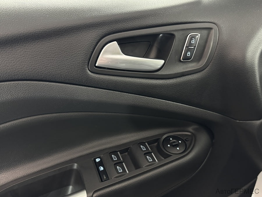 Фото Ford Kuga II с пробегом | №11