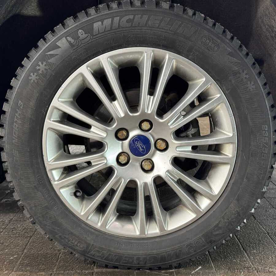 Фото Ford Kuga II с пробегом | №17